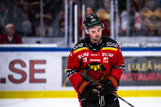 Luleås Ludvig Jansson tilldelas ett matchstraff