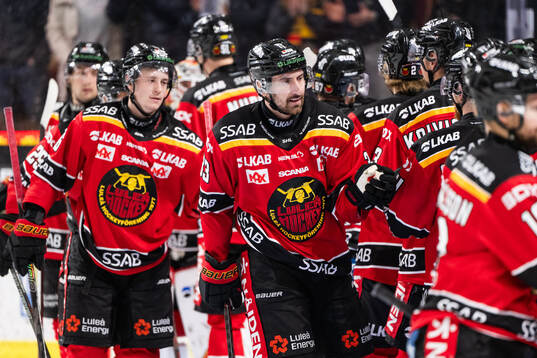 Luleås Albin Lundin jublar