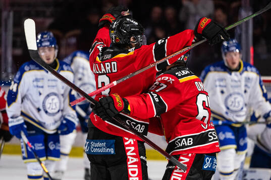 Luleås Frederic Allard och Linus Omark jublar