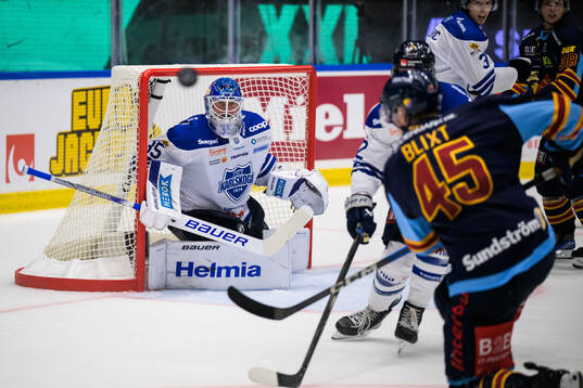 Karlskogas målvakt Lars Volden