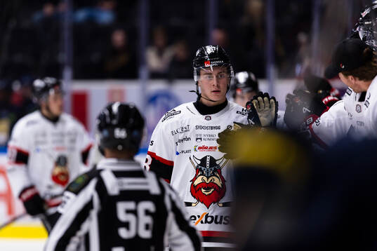 Nybro Vikings Herman Träff jublar