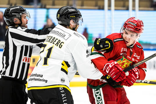 AIKs Lukas Zetterberg och Moras Gustav Salmi-Lilja