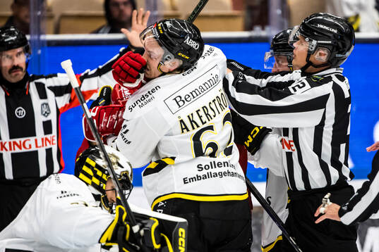 AIKs Simon Åkerström
