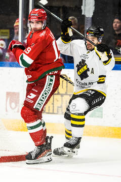 Moras Ture Linden och AIKs Gerry Fitzgerald