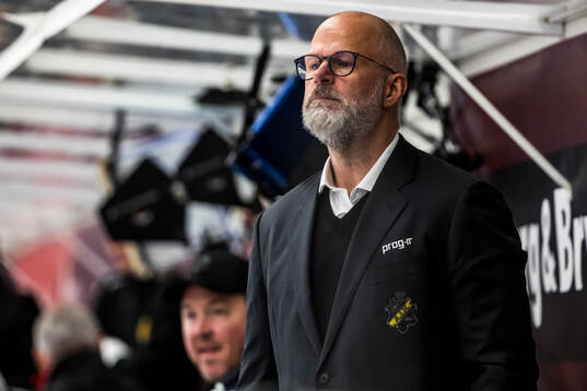 AIKs tränare Markus Åkerblom