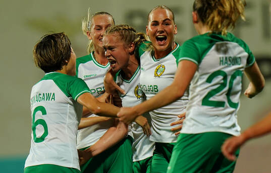 Julie Blakstad of Hammarby celebrates with team mates