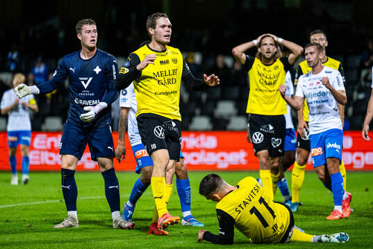 Mjällbys Jacob Bergström deppar