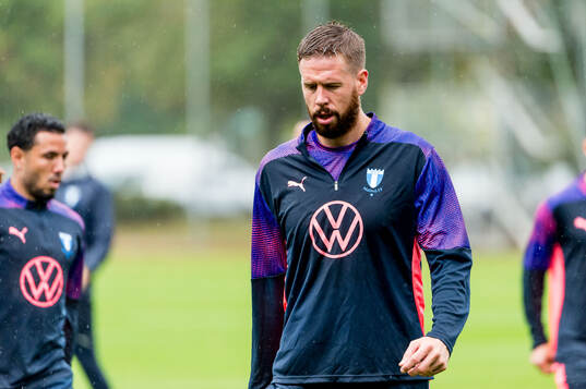 Pontus Jansson of Malmö FF looks dejected