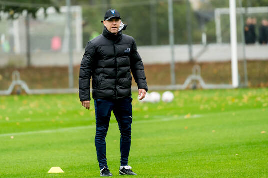Head coach Henrik Rydström
