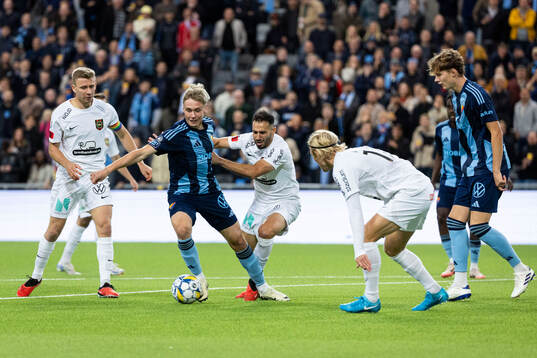 Djurgårdens Santeri Haarala och Brommapojkarnas André