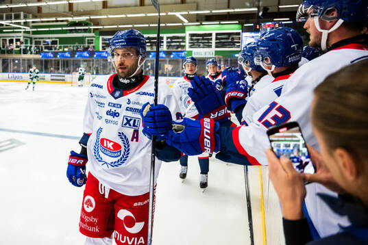 Oskarshamns Eero Savilahti jublar