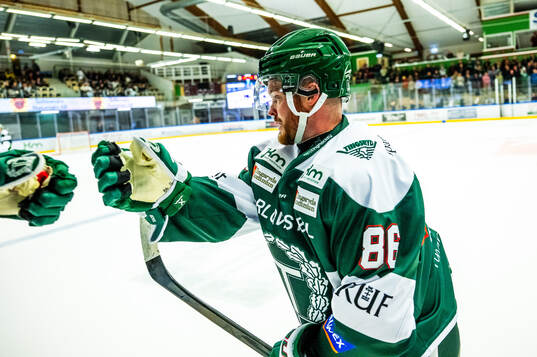 Tingsryds Jesper Sellin jublar