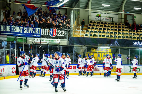Oskarshamns spelare jublar
