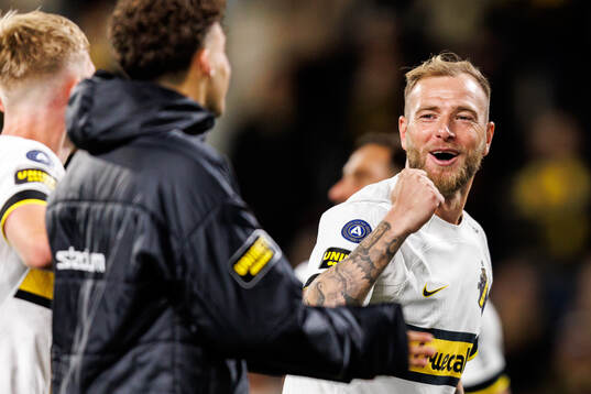 AIKs John Guidetti jublar
