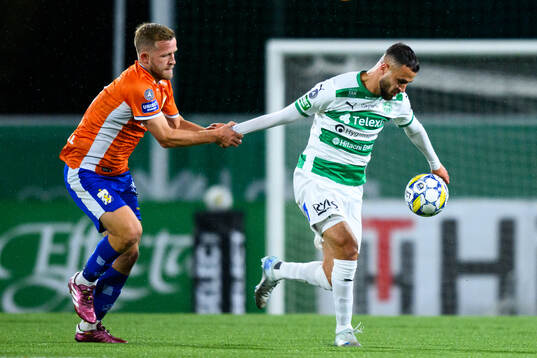 IFK Göteborgs Jonas Bager och Västerås Abdelrahman