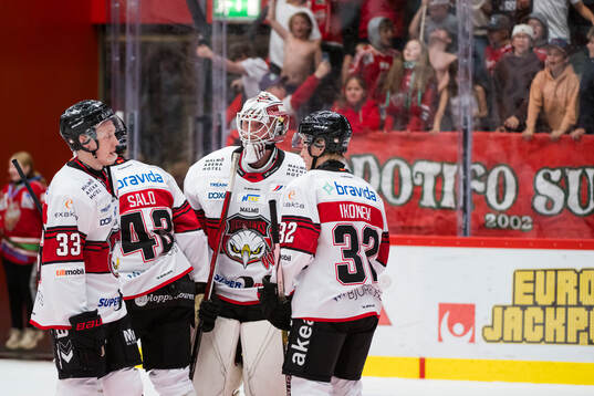 Malmö Redhawks målvakt Daniel Marmenlind, Lassi Thomson,