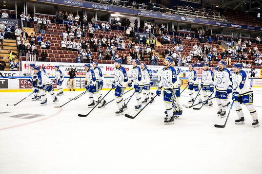 Leksands spelarna jublar