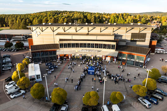 Tegera arena innan ishockeymatchen i SHL mellan Leksand och