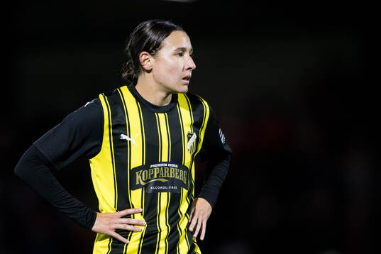 Tabitha Tindell of Häcken looks dejected