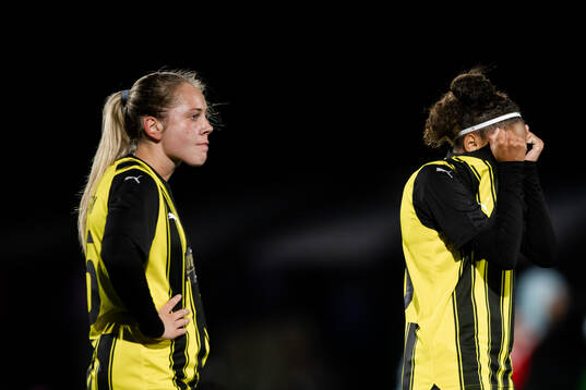 Alice Bergström and Felicia Schröder of Häcken look