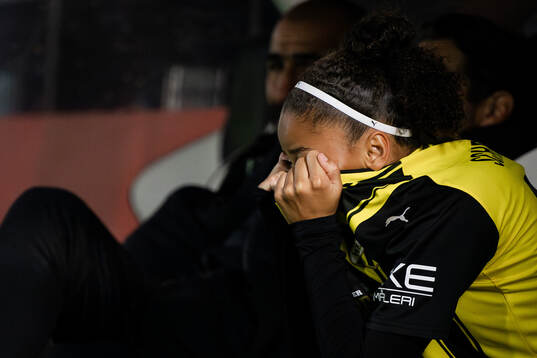 Felicia Schröder of Häcken looks dejected
