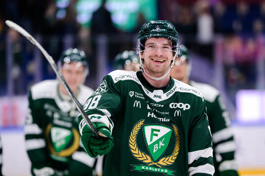 Färjestads Marian Studenic jublar