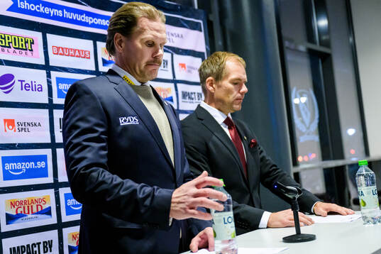 Timrås tränare Olli Jokinen och Färjestads tränare