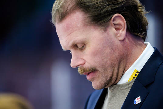Timrås tränare Olli Jokinen deppar