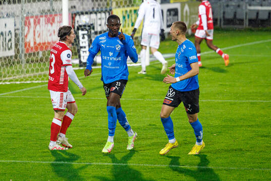 Halmstads Yannick Agnero jublar