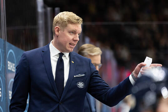 HV71s tränare Anton Blomqvist
