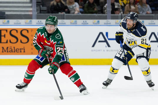 Frölundas Arttu Ruotsalainen och HV71s Mattias Tedenby