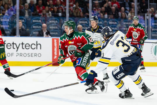 Frölundas Max Friberg och HV71s Måns Lindbäck