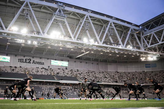 Häckens spelare värmer upp
