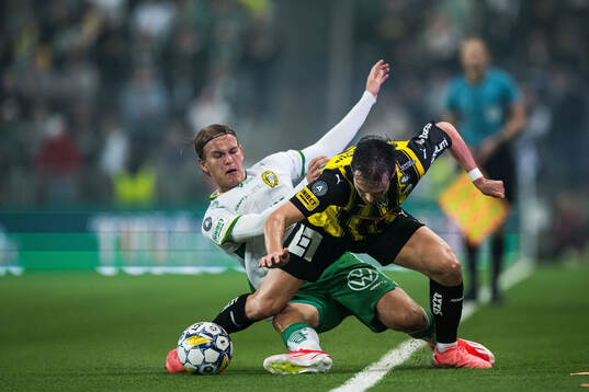 Hammarbys Markus Karlsson och Häckens Lars Olden Larsen