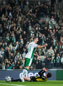 Hammarbys Oscar Johansson Schellhas jublar