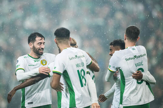 Hammarbys Nahir Besara jublar
