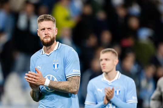 Pontus Jansson of Malmö FF looks dejected