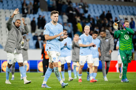 Colin Rösler of Malmö FF looks dejected