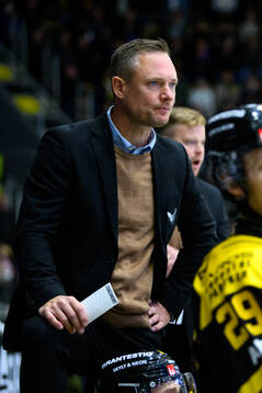 Västerås tränare Karl Helmersson