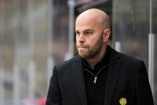 Brynäs tränare Filip Eriksson