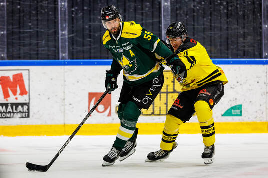 Östersunds Linus Videll och Vimmerbys Johan Norberg