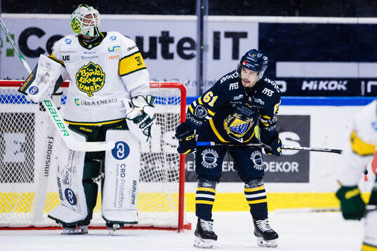 Södertäljes Miikka Pitkänen deppar