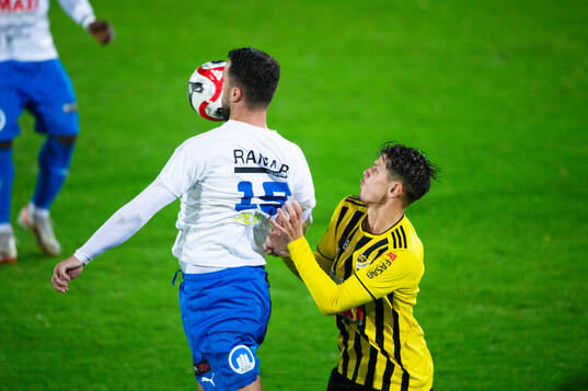 Nosabys Dardan Mustafa och IFK Hässleholm s Viktor Ahlgren