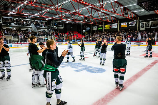 Tingsryds spelare tackar publiken