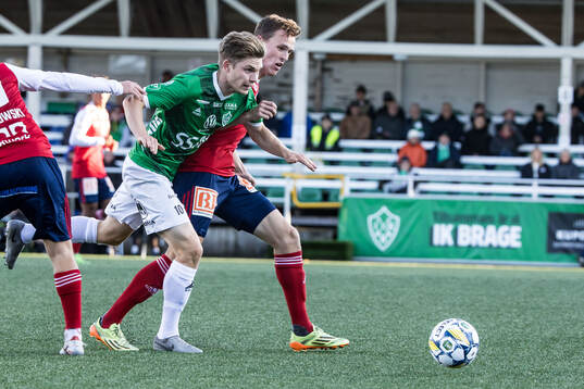 Brages Gustav Berggren och Sandvikens IFs Daniel Söderberg