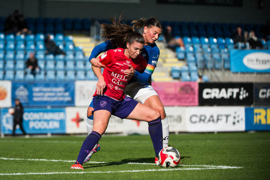 Djurgårdens Pauline Hammarlund och Trelleborgs Saga