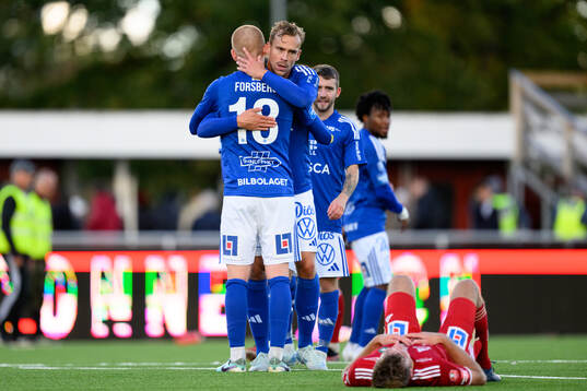GIF Sundsvalls Pontus Engblom jublar