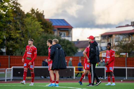 Skövde AIKs spelare deppar