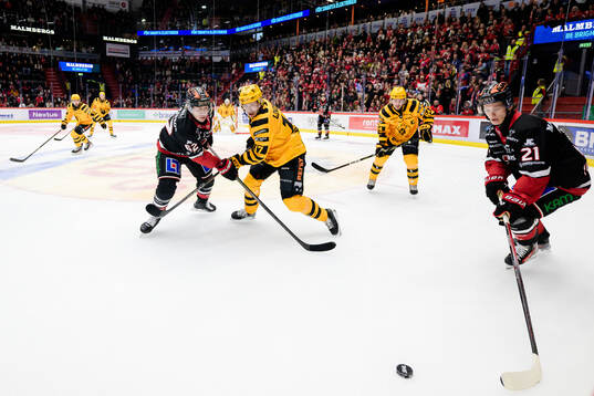 Örebros Robert Leino och Patrik Puistola