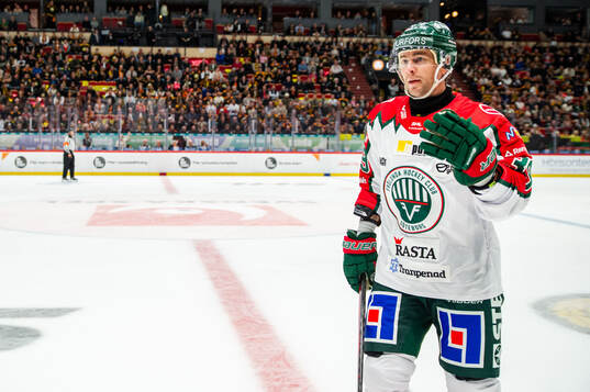 Frölundas Mikael Ruohomaa jublar